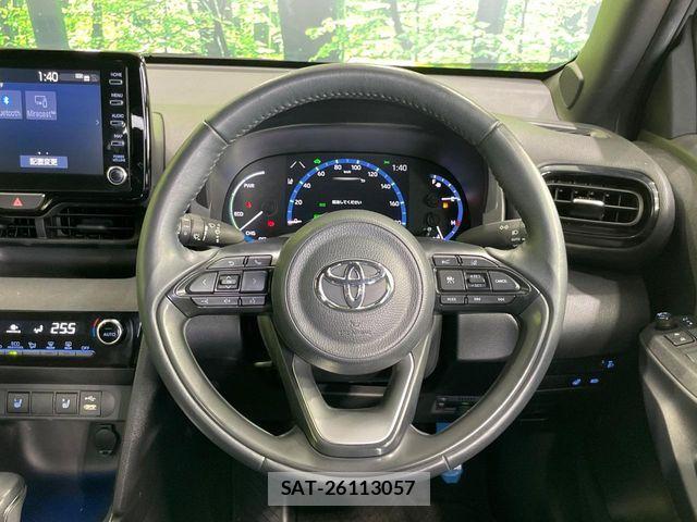 Toyota YARIS CROSS 2023-10 8782795-7