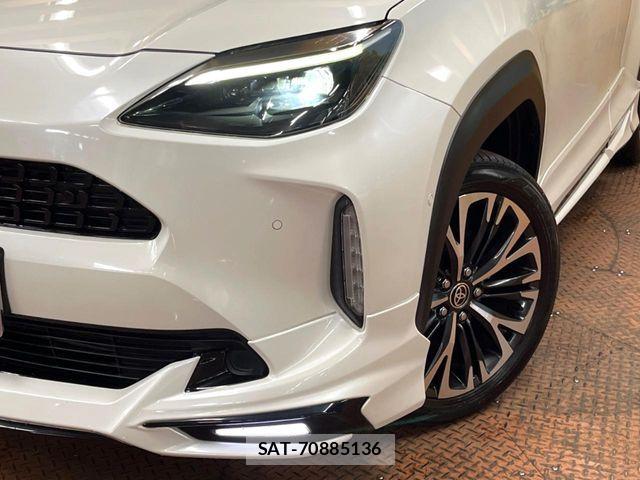 Toyota YARIS CROSS 2022-01 8782797-11
