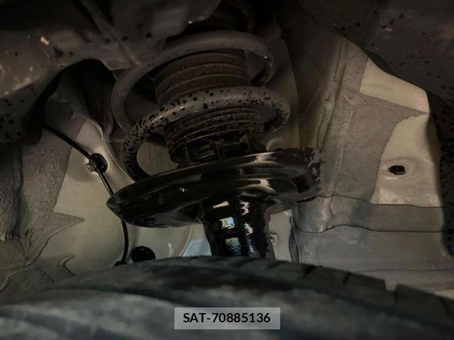 Toyota YARIS CROSS 2022-01 8782797-19