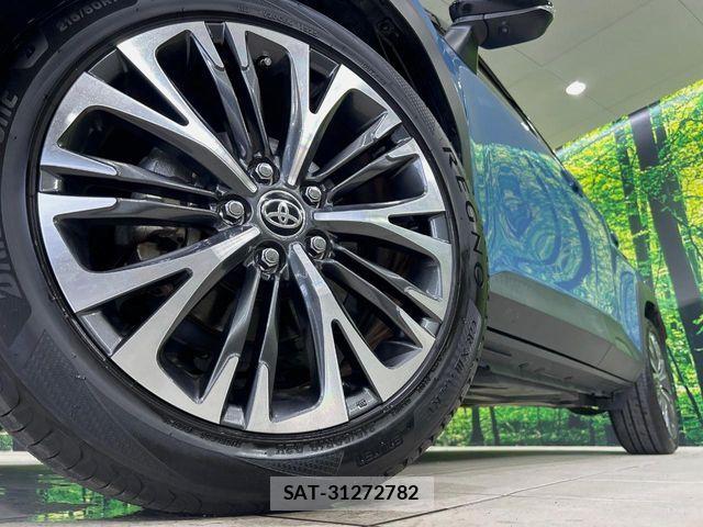 Toyota YARIS CROSS 2021-09 8782802-12