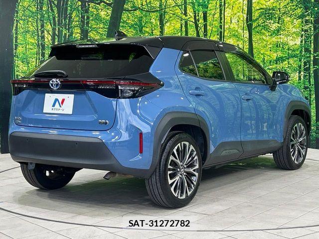 Toyota YARIS CROSS 2021-09 8782802-16