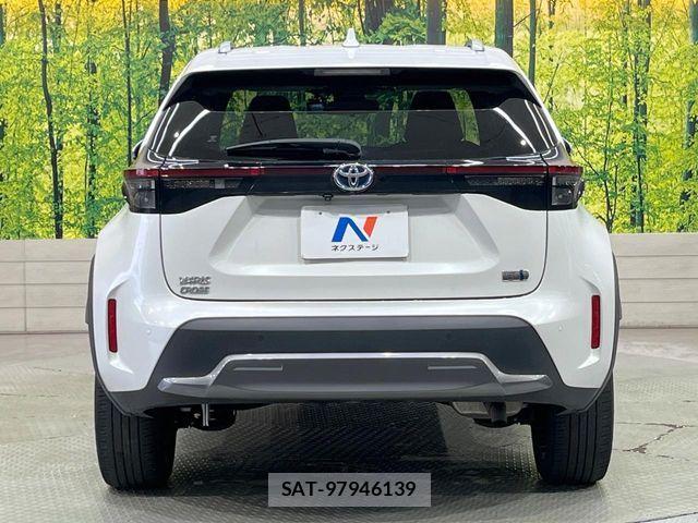 Toyota YARIS CROSS 2023-02 8782801-14