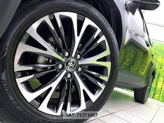 Toyota YARIS CROSS 2024-01 8782794-12