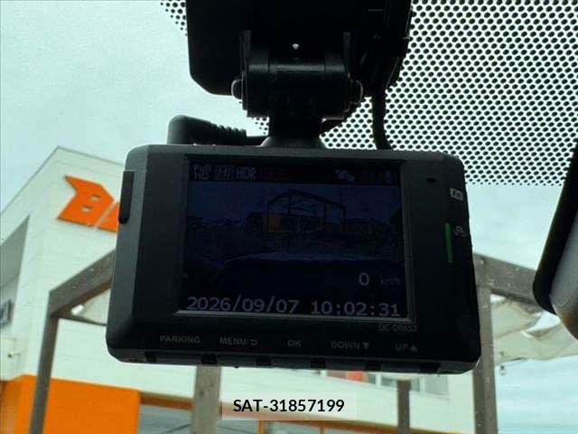 Toyota YARIS CROSS 2021-08 8782803-26