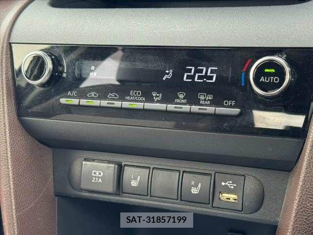 Toyota YARIS CROSS 2021-08 8782803-6