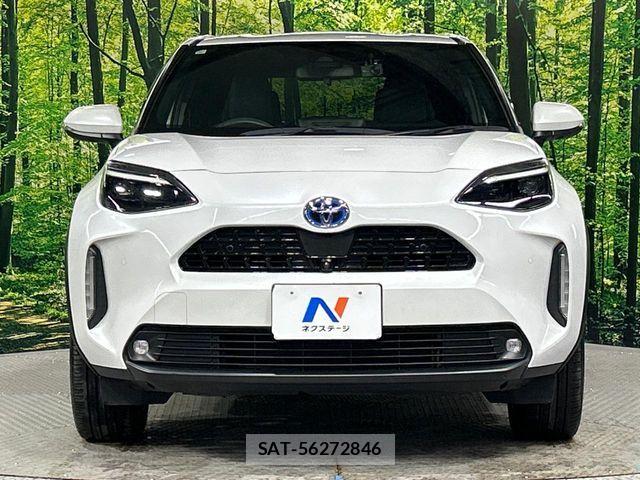 Toyota YARIS CROSS 2023-09 8782790-16