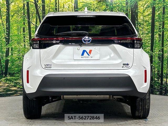 Toyota YARIS CROSS 2023-09 8782790-17