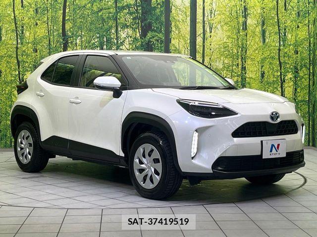 Toyota YARIS CROSS 2022-08 8832702-16