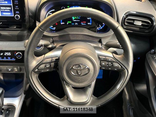 Toyota YARIS CROSS 2023-01 8832693-10