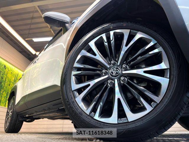 Toyota YARIS CROSS 2023-01 8832693-12