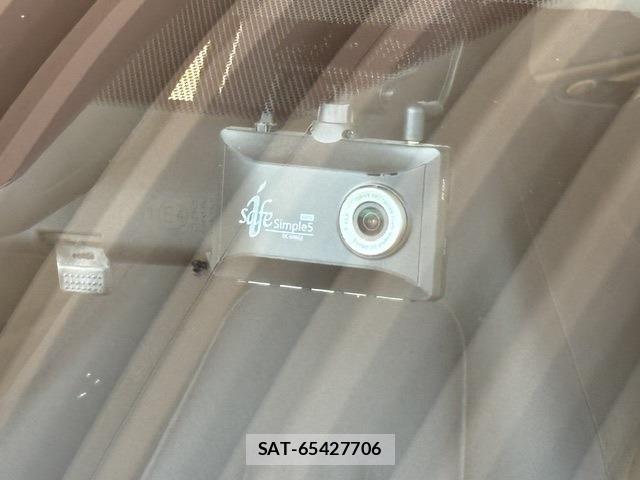 Toyota YARIS CROSS 2020-12 8832707-11