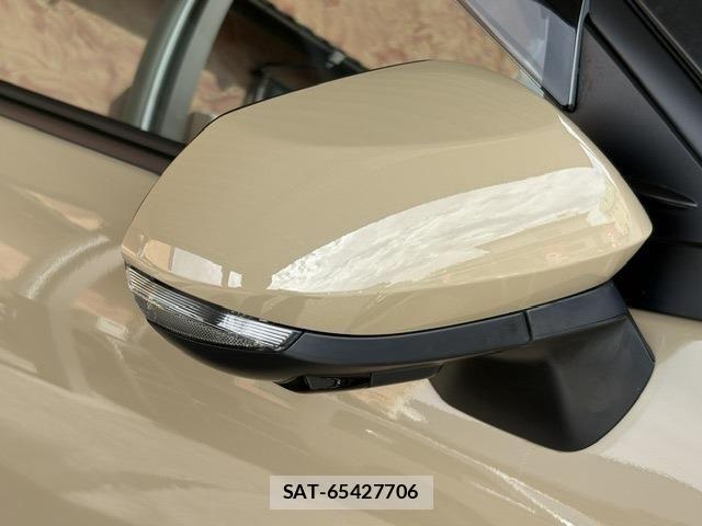Toyota YARIS CROSS 2020-12 8832707-13