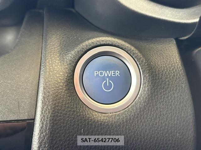 Toyota YARIS CROSS 2020-12 8832707-23