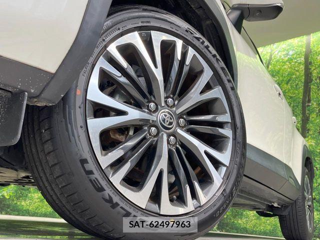 Toyota YARIS CROSS 2022-07 8832695-12
