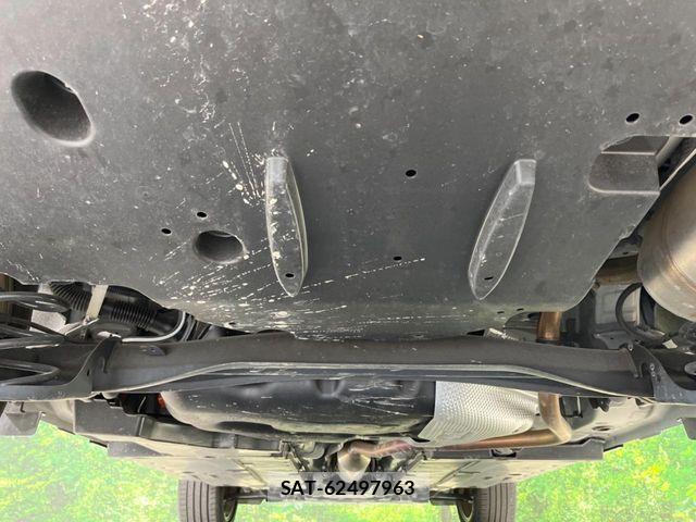 Toyota YARIS CROSS 2022-07 8832695-18