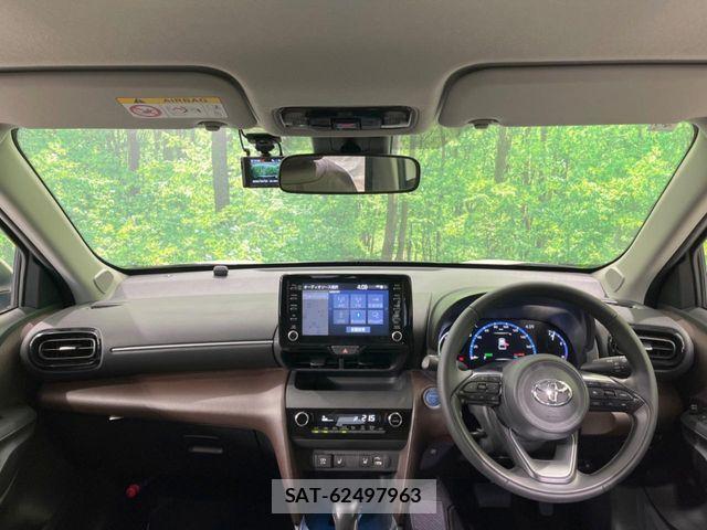 Toyota YARIS CROSS 2022-07 8832695-1
