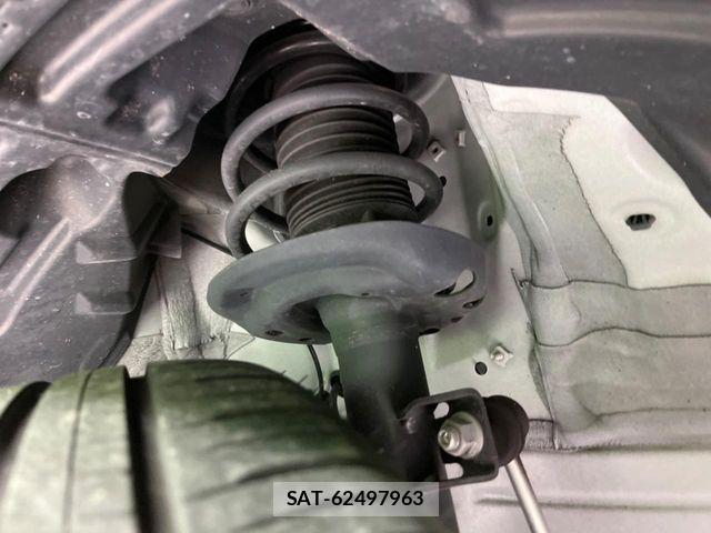 Toyota YARIS CROSS 2022-07 8832695-19
