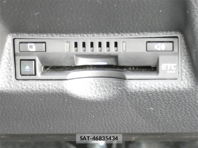 Toyota YARIS CROSS 2021-09 8832700-20