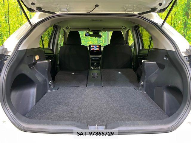 Toyota YARIS CROSS 2021-12 8832701-9