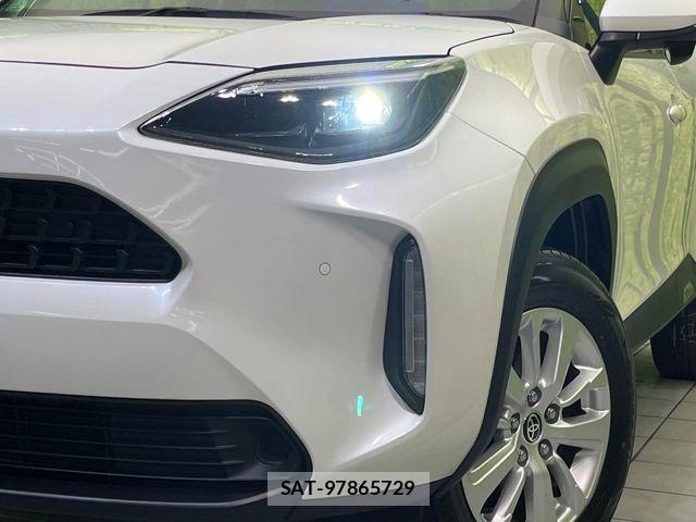 Toyota YARIS CROSS 2021-12 8832701-11