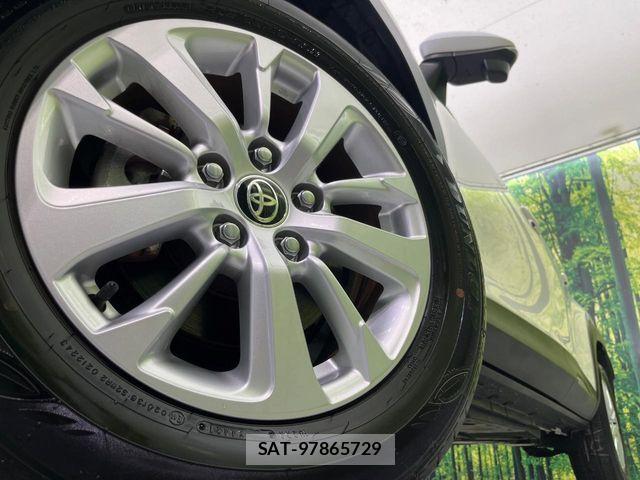 Toyota YARIS CROSS 2021-12 8832701-12