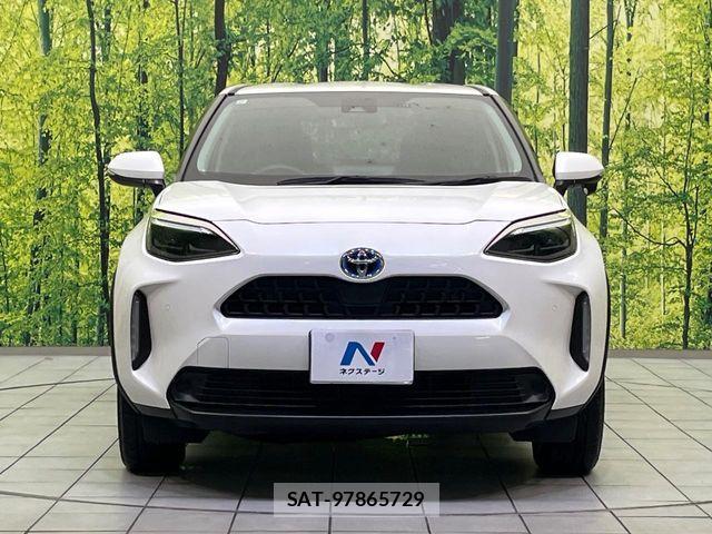 Toyota YARIS CROSS 2021-12 8832701-13
