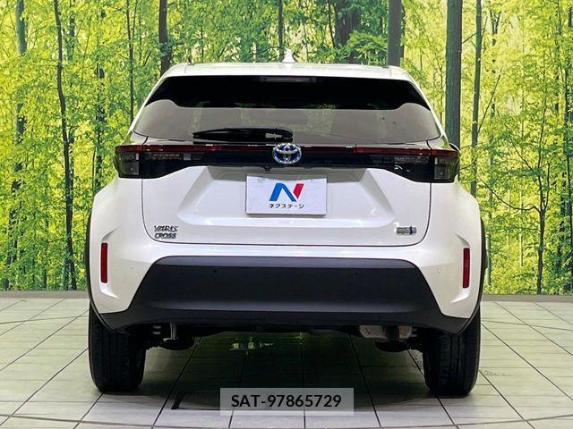 Toyota YARIS CROSS 2021-12 8832701-14