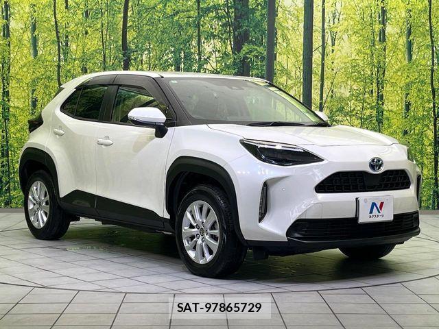 Toyota YARIS CROSS 2021-12 8832701-15