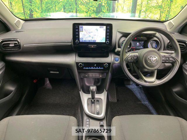 Toyota YARIS CROSS 2021-12 8832701-1