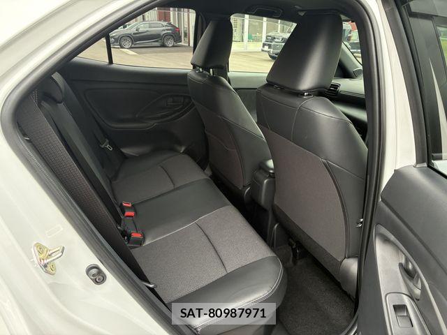 Toyota YARIS CROSS 2026-04 8832692-16