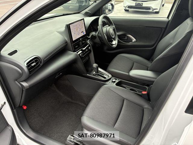 Toyota YARIS CROSS 2026-04 8832692-20