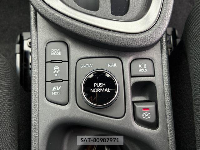 Toyota YARIS CROSS 2026-04 8832692-27