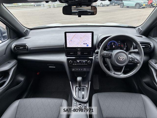 Toyota YARIS CROSS 2026-04 8832692-4