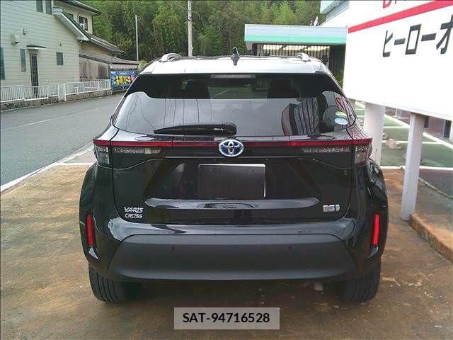 Toyota YARIS CROSS 2020-11 8832699-3