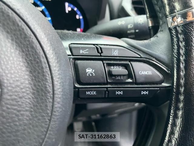 Toyota YARIS CROSS 2023-12 8832696-23