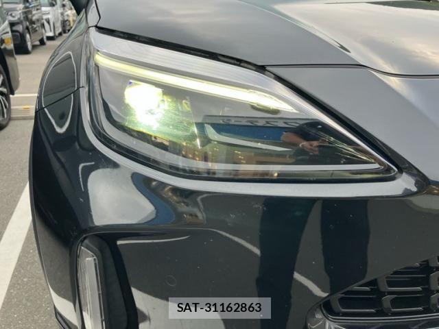 Toyota YARIS CROSS 2023-12 8832696-4