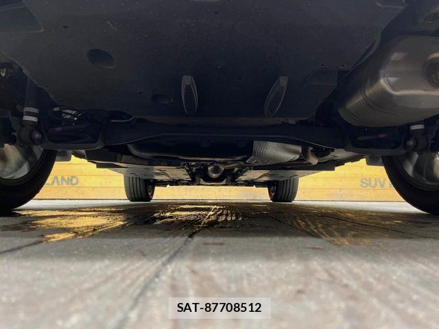 Toyota YARIS CROSS 2021-07 8851217-18