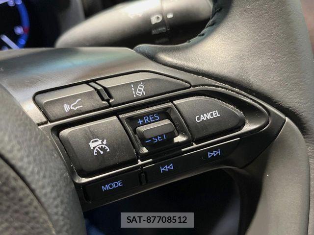 Toyota YARIS CROSS 2021-07 8851217-4