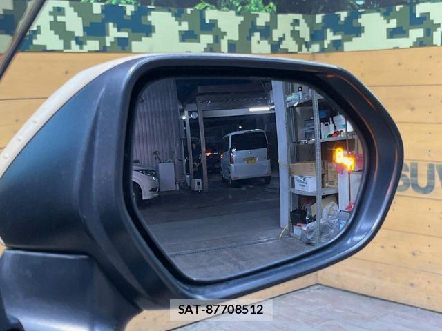 Toyota YARIS CROSS 2021-07 8851217-5