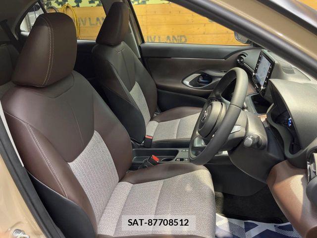 Toyota YARIS CROSS 2021-07 8851217-7