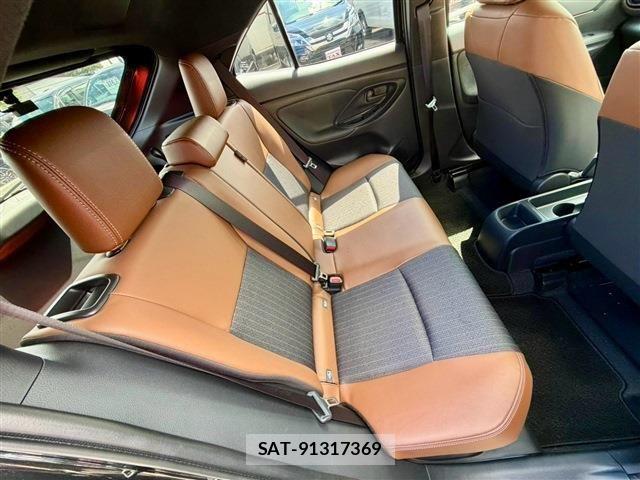 Toyota YARIS CROSS 2024-04 8851213-24