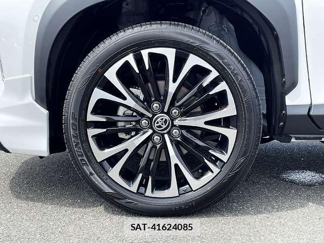 Toyota YARIS CROSS 2025-05 8851211-4