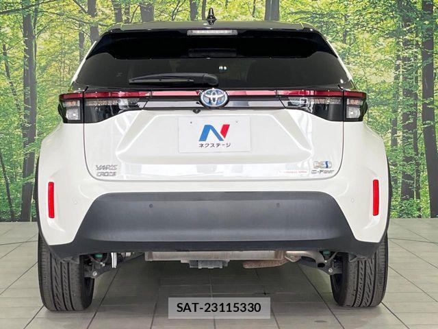 Toyota YARIS CROSS 2021-07 8851214-14
