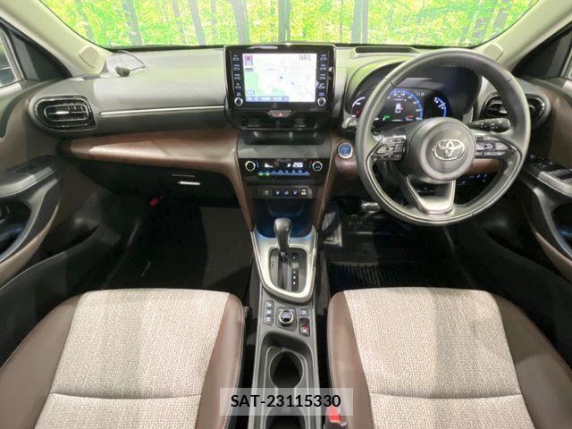 Toyota YARIS CROSS 2021-07 8851214-1