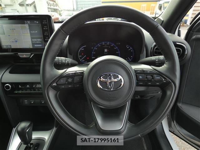 Toyota YARIS CROSS 2023-09 8883160-9