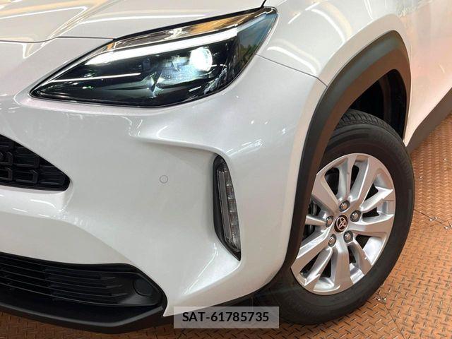 Toyota YARIS CROSS 2023-12 8883159-11