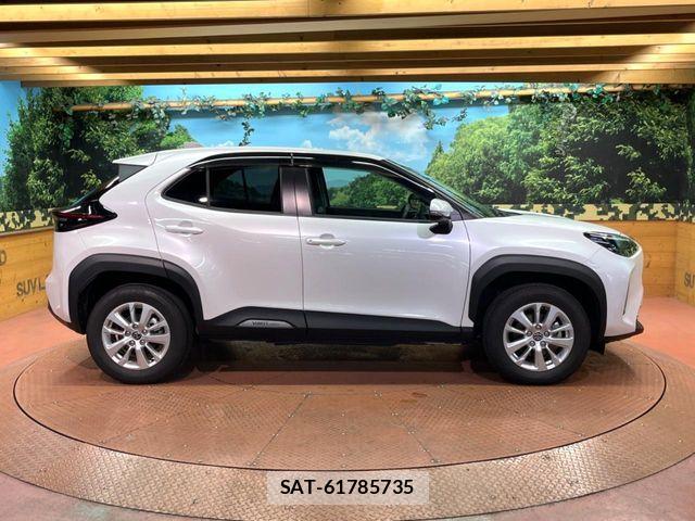 Toyota YARIS CROSS 2023-12 8883159-15
