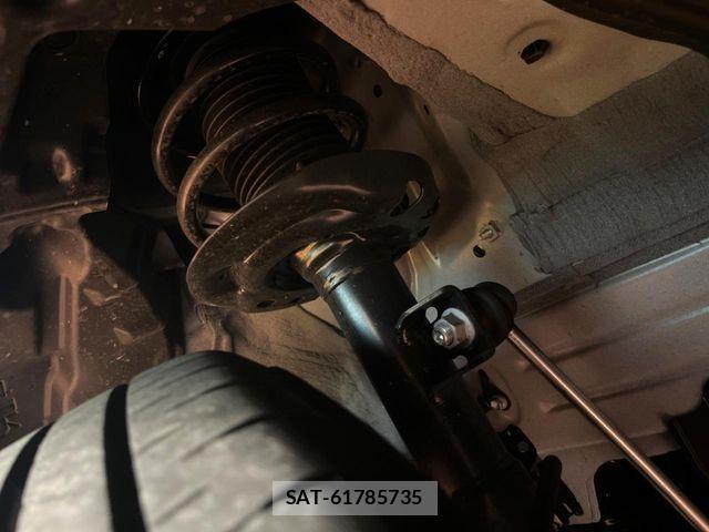 Toyota YARIS CROSS 2023-12 8883159-18