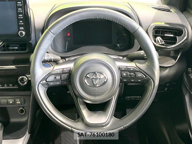 Toyota YARIS CROSS 2023-09 8883158-10