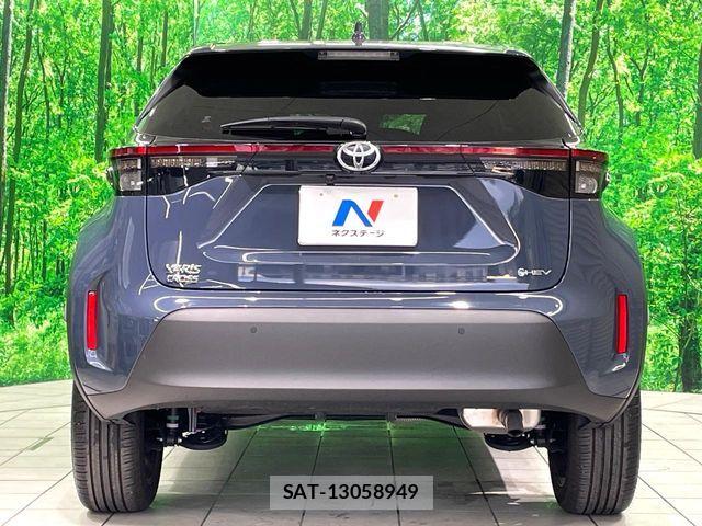 Toyota YARIS CROSS 2025-02 8883156-16